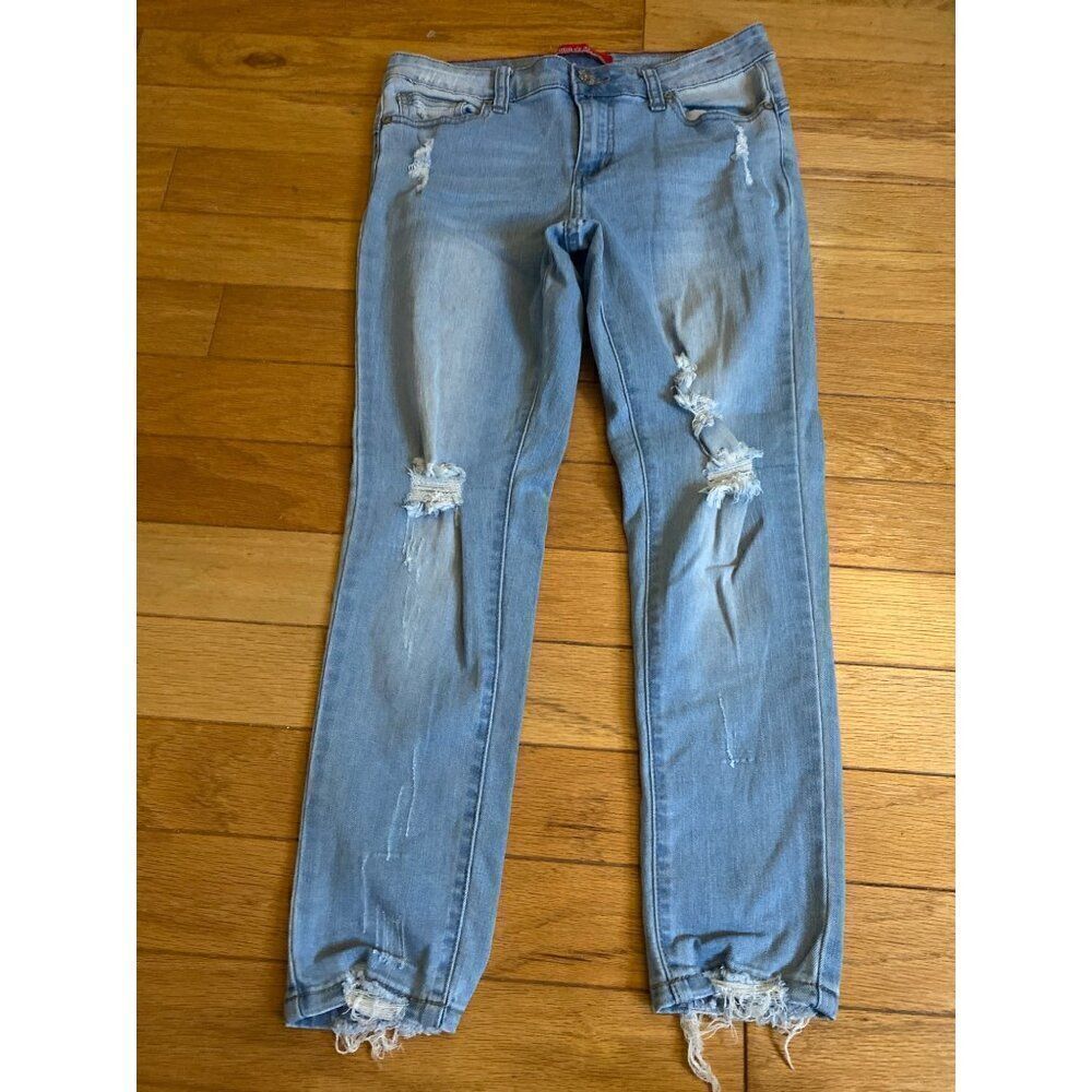 Gogo Star Women's/Juniors light wash cotton distressed skinny Ankle Jeans size 7